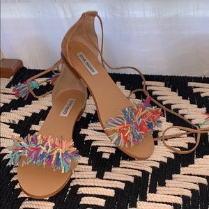 Steve Madden multi fringe sandals size 8.5